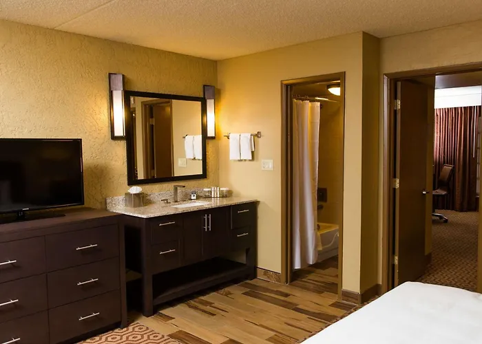 Doubletree By Hilton Tucson-williams Center