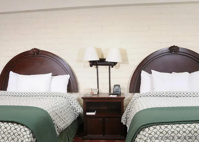Doubletree By Hilton Tucson-williams Center 4*