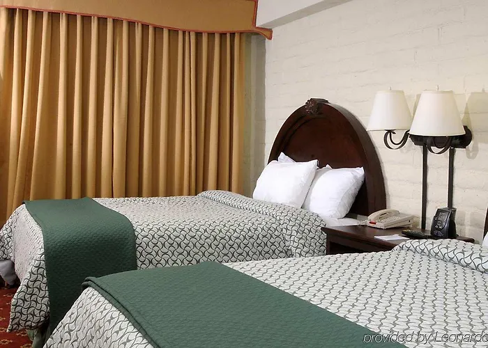 Doubletree By Hilton Tucson-williams Center 4*